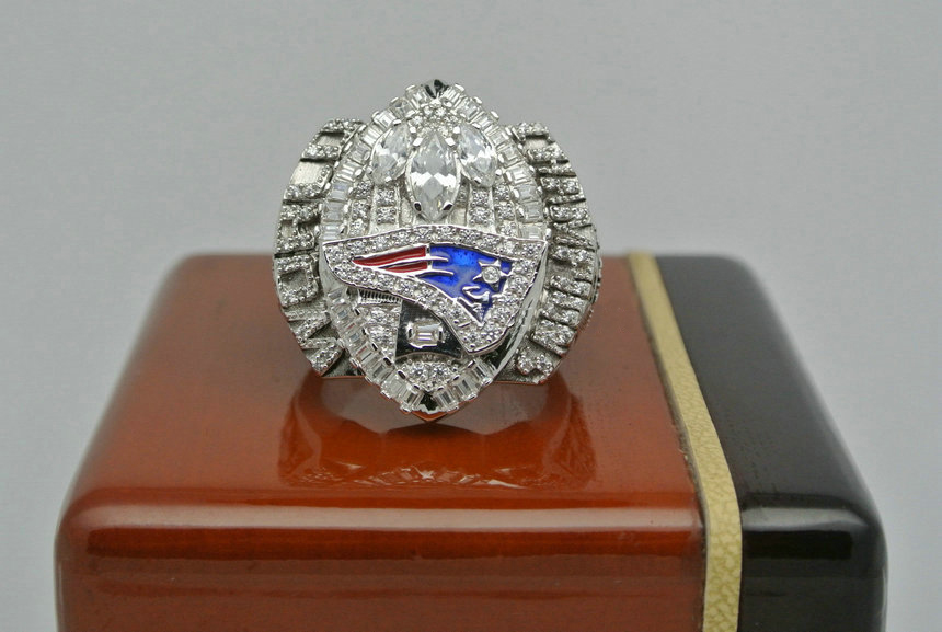 2004 Super Bowl XXXIX New England Patriots Deion Branch Championship Ring